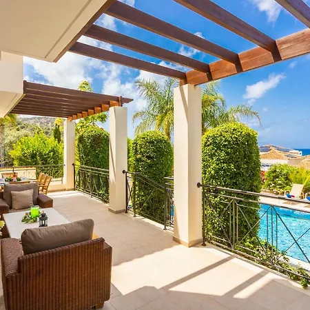 Villa Galina Neo Chorio