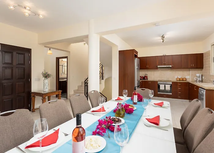 Galina Villa Neo Chorio